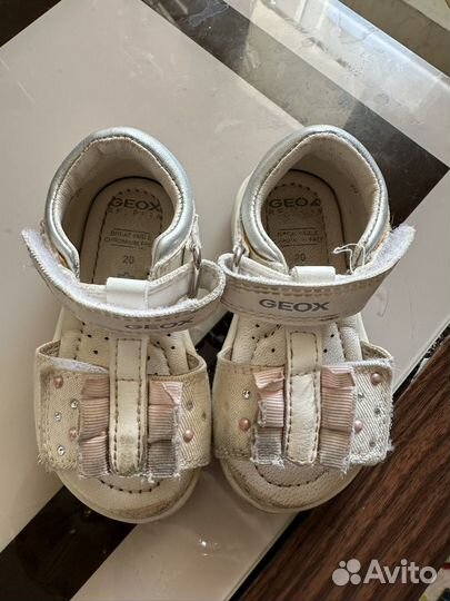 Сандалии geox 20 размер для девочки