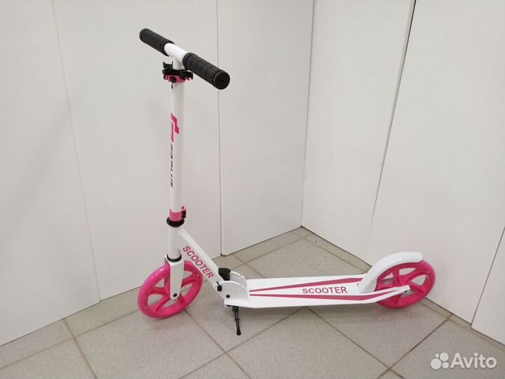 Самокат детский двухколесный новый