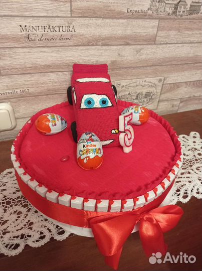 Торт из конфет