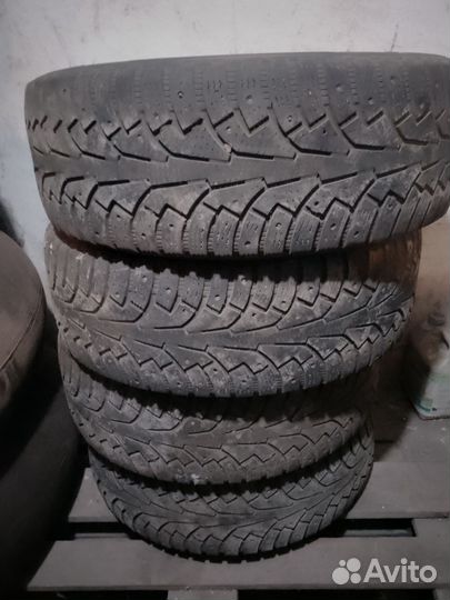 Nokian Tyres Hakkapeliitta 1 225/55 R18