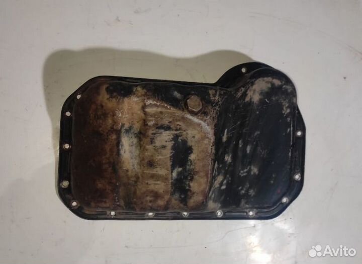 Поддон масляный двигателя Audi 80 RN 1.8