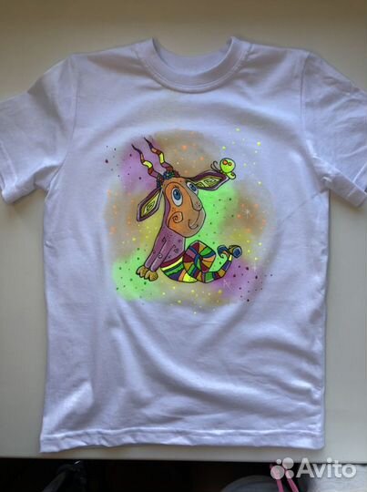 Футболки расписанные вручную