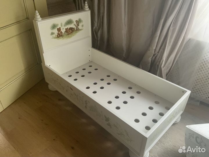 Детская кровать с матрасом