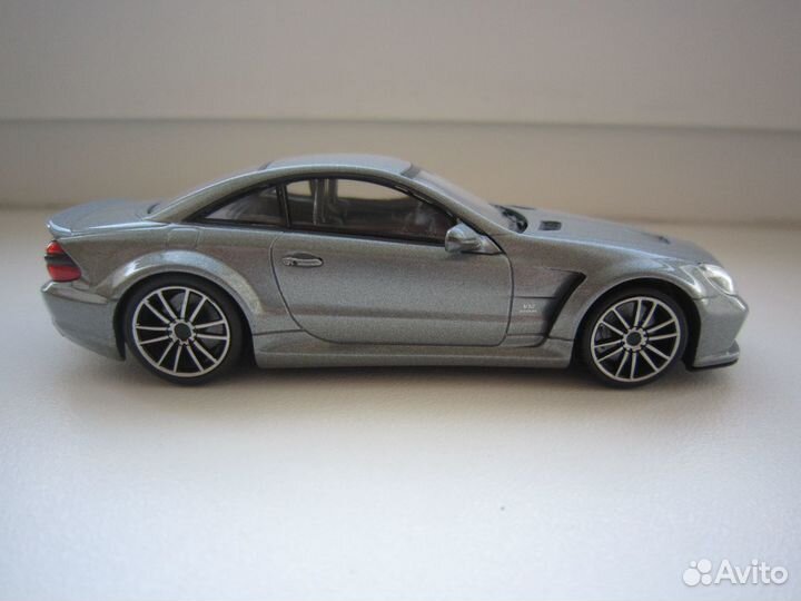 1/43 Mercedes Benz SL 65 AMG Black Series 2008