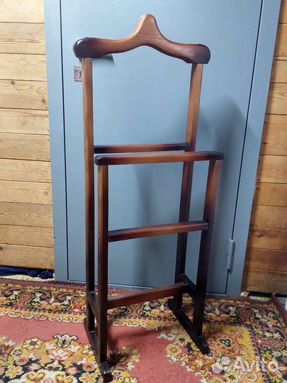 Резные изделия из дерева