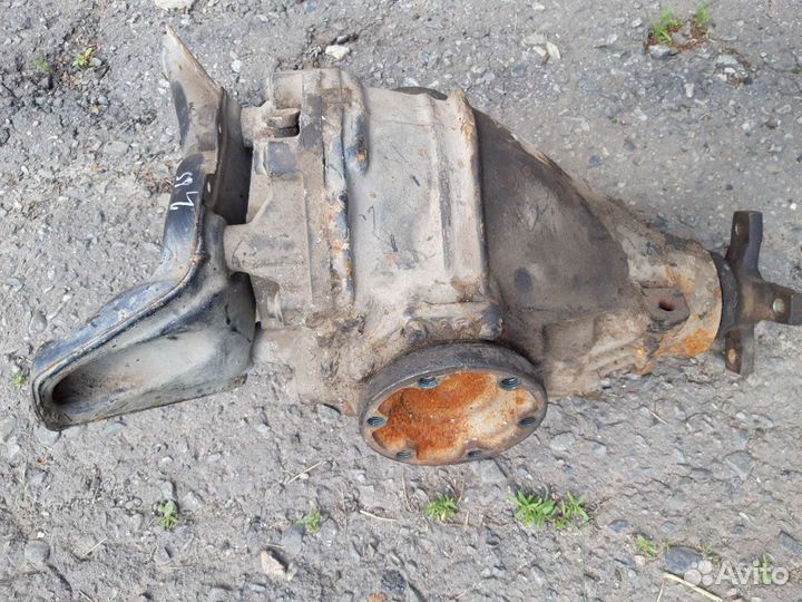 Редуктор Mercedes W140 S500 2.65