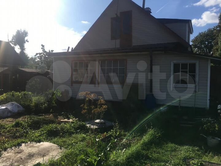 Дом 35 м² на участке 4,4 сот.