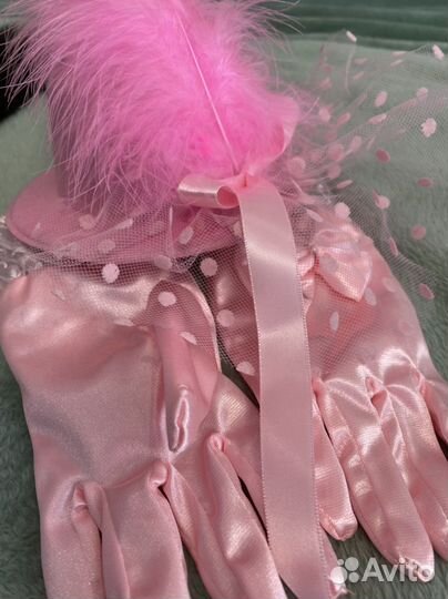 Перчатки, шляпа