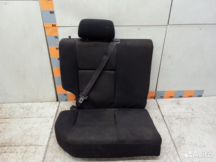 Сиденье заднее правое Toyota Matrix 1.8 2004