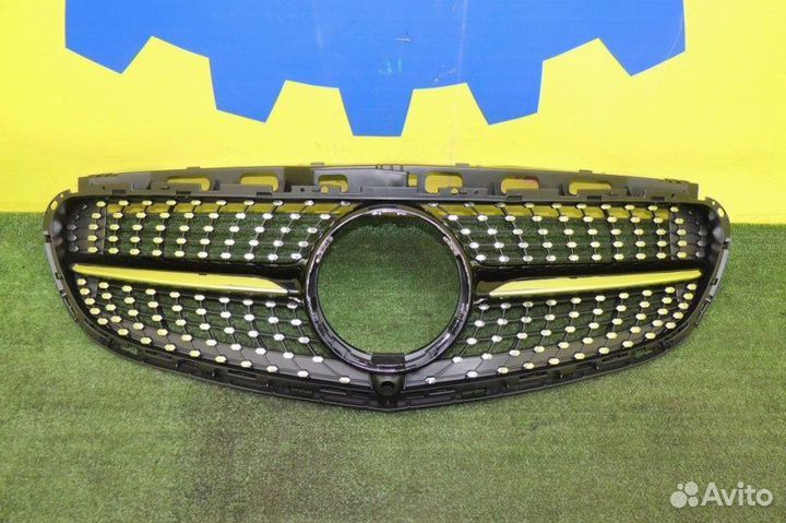 Решетка радиатора Mercedes E-Class W212