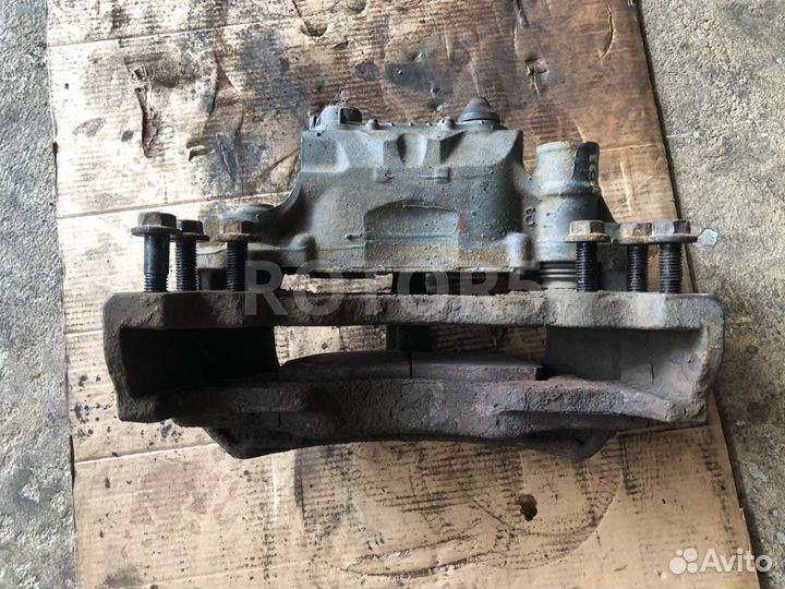 Суппорт тормозной задний левый DAF 95 2 (XF) 2006