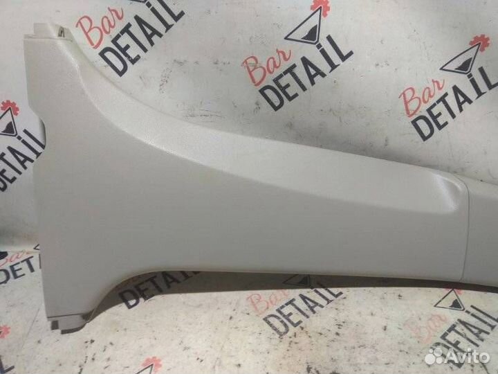 Обшивка стойки средняя правая Toyota Camry ACV40