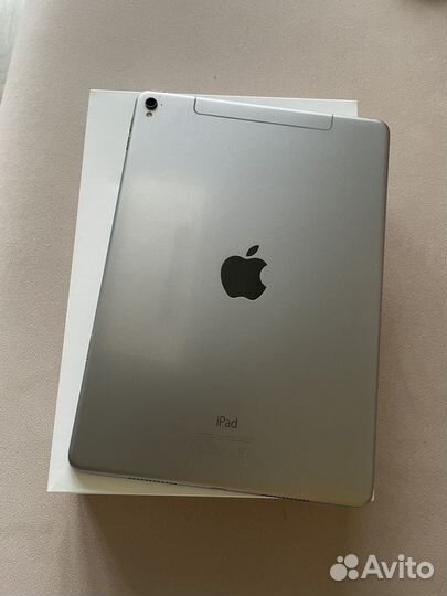 iPad Pro 9.7 wi-fi + sim