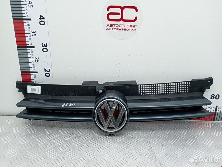 Решетка радиатора для Volkswagen Golf 4 1J0853655G