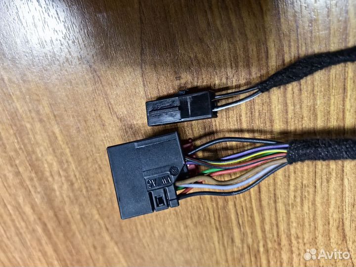 Зеркало правое Karoq, Taos 9+2 контакта