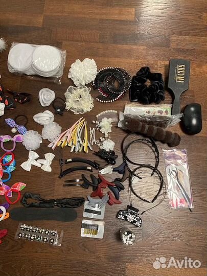 Заколки ободки резинки крабы бусы браслеты банты