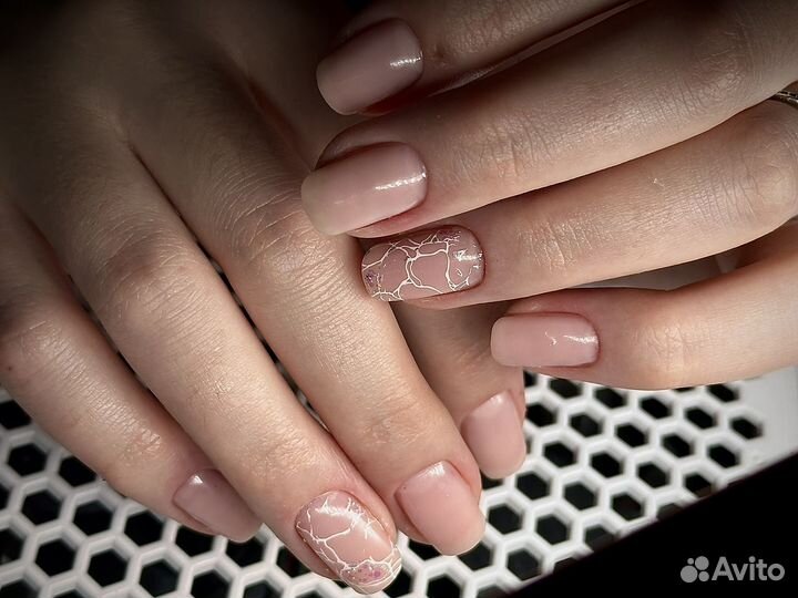 Мастер маникюра