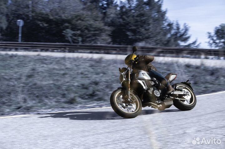 Мотоцикл Cfmoto 700CLX Heritage (ABS)