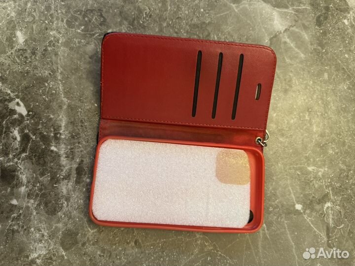 Кожаный чехол на iPhone X