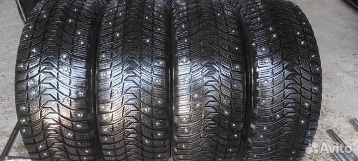 Michelin X-Ice North 3 205/55 R16