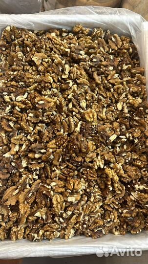 Грецкий орех очищенный и в скорлупе оптом 2024г