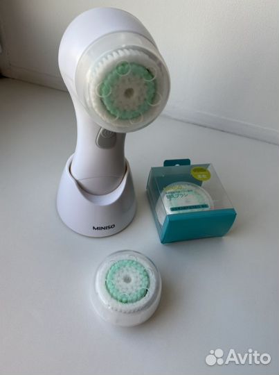 Массажер лица - щетка для умывания