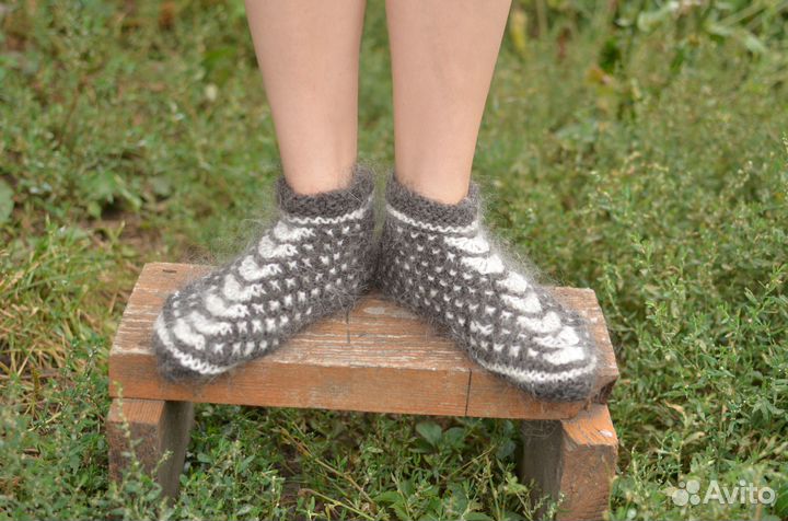 Следки из козьего пуха