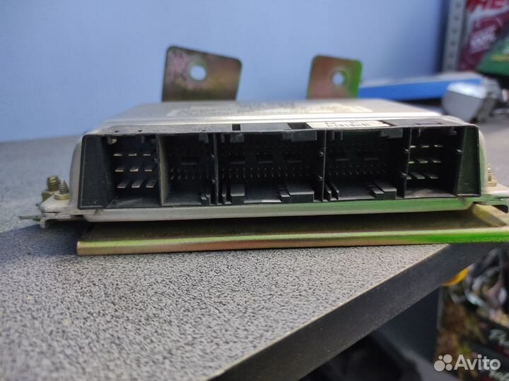 Блок управления двигателем эбу rio 1 391102x161