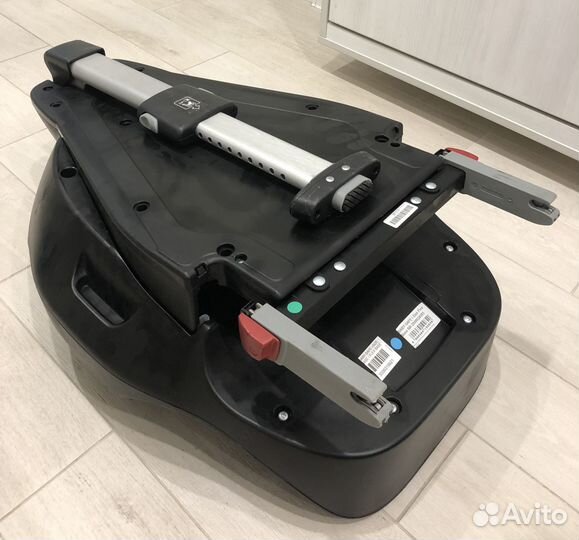 База britax romer Baby-Safe I-Size Isofix Base