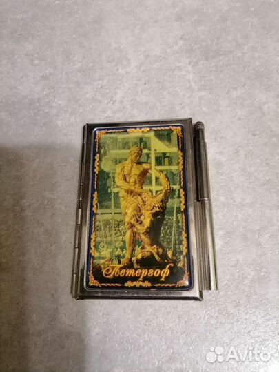 Блокнот с ручкой и зажим