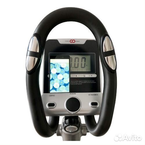 Эллиптический тренажер CardioPower E200