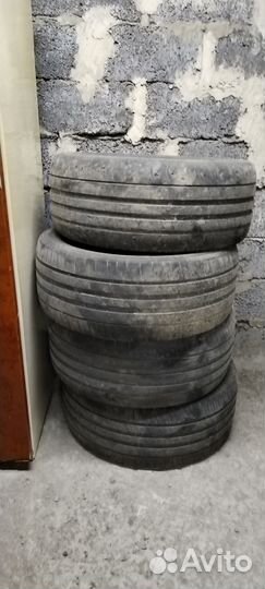 Покрышка автомобильная