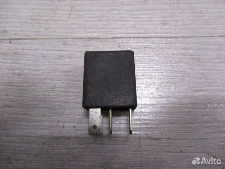 Реле указателя поворотов Opel Zafira 2 2000