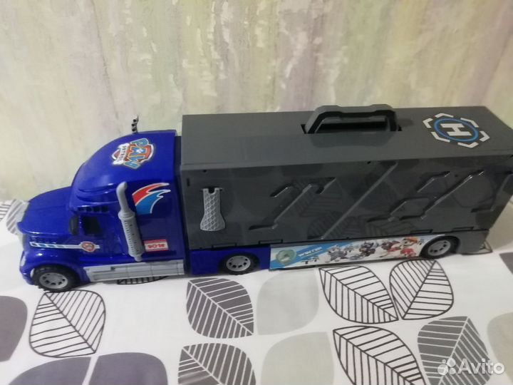 Игрушки для мальчика