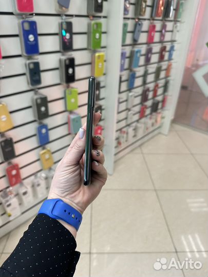 Samsung Galaxy S21, 8/256 ГБ