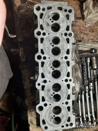 Головка блока гбц Volksvagen T4 2,5 TDI 074 103 37