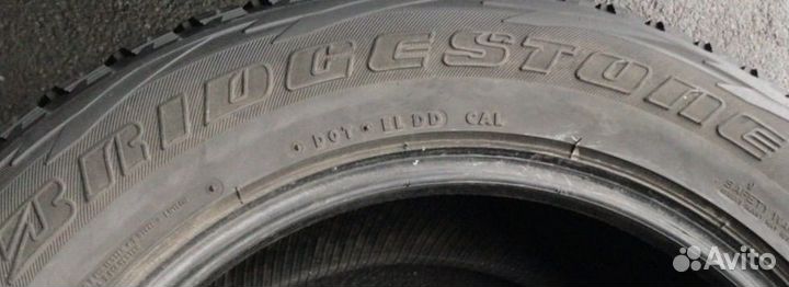 Bridgestone Blizzak DM-V1 235/60 R17