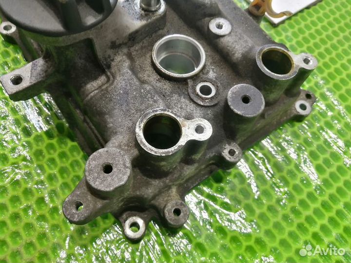 Клапанная крышка Nissan HR16DE, 1.6L