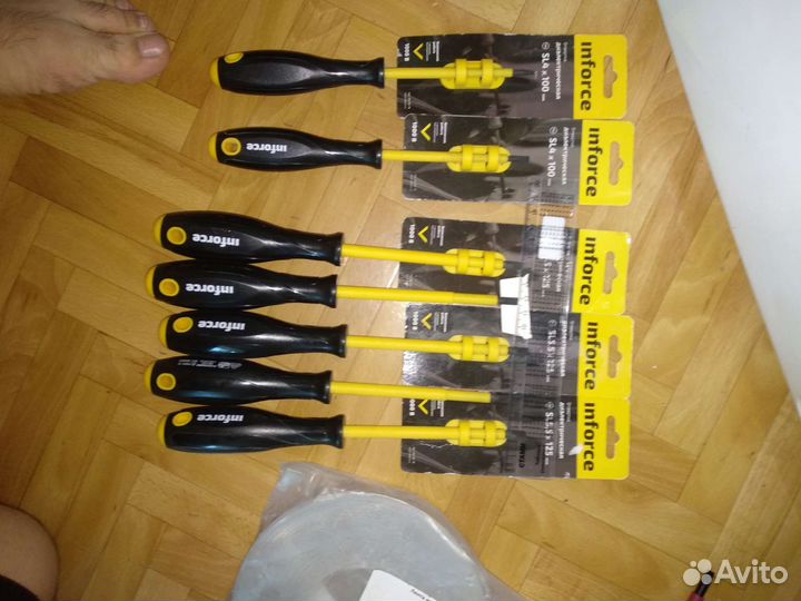 Отвертка магнитная