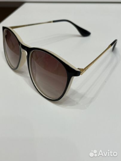 Солнцезащитные очки ray ban