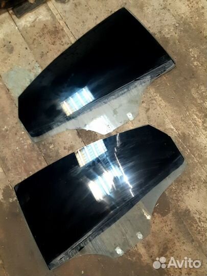 Стекло заднее левое зад Hyundai Solaris 1