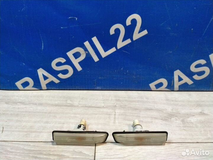 Поворотник в крыле Bmw X5 E53 M54B30 01/2004