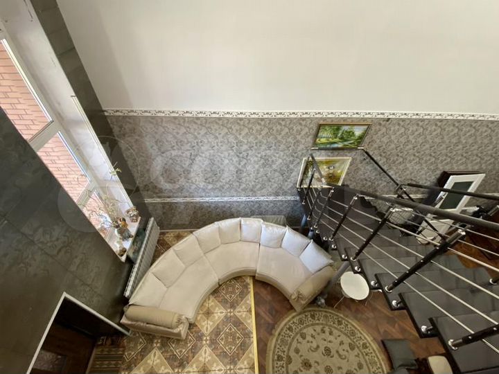 Коттедж 437,1 м² на участке 15 сот.