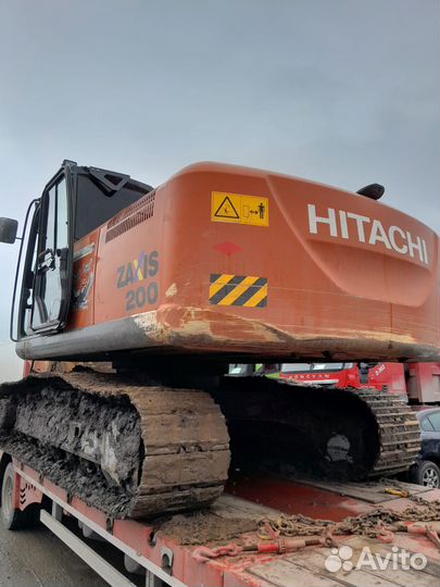 Гусеничный экскаватор Hitachi ZX200, 2020