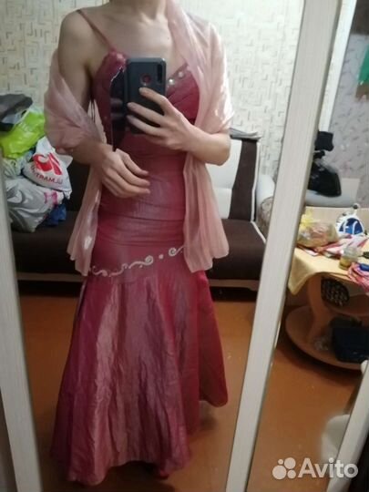 Платье на выпускной в пол