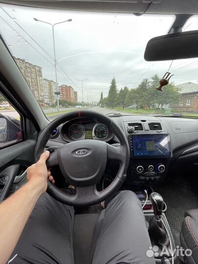 LADA Granta 1.6 МТ, 2018, битый, 180 000 км