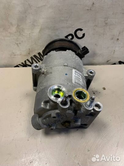 Компрессор кондиционера Вольво S60 FS B4164T