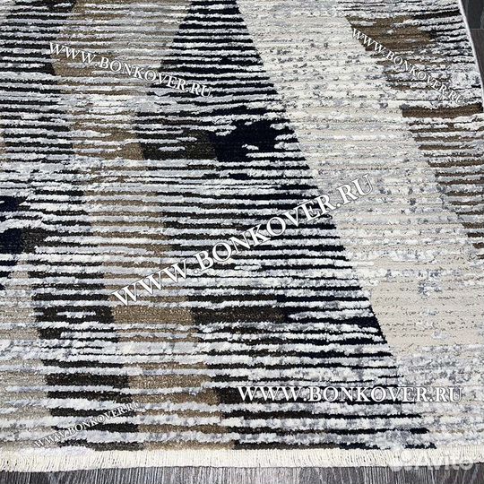 Ковер современный