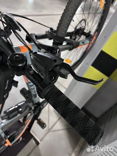 Велосипед giant ATX 1 (рама-М, колёса 27,5)