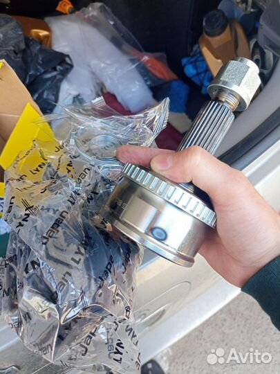 Шруз на Nissan Avenir